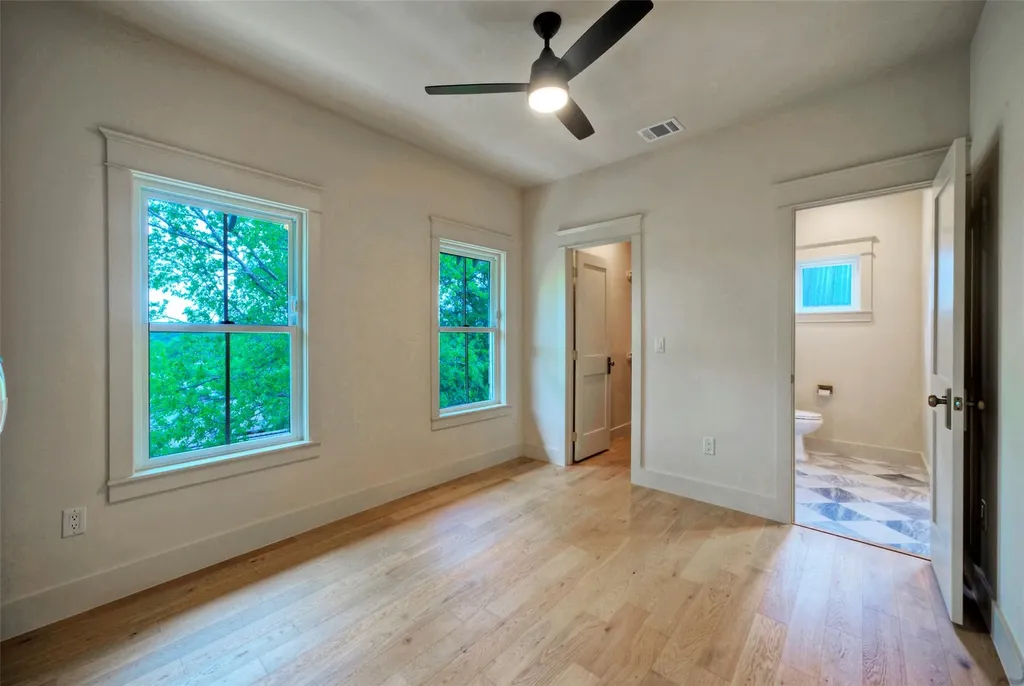 3309 Larry Lane Austin TX 78722