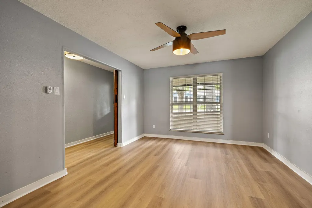 908 Hollybluff Street Austin TX 78753