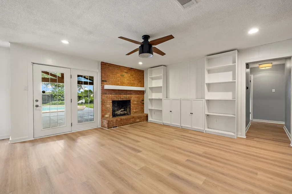908 Hollybluff Street Austin TX 78753
