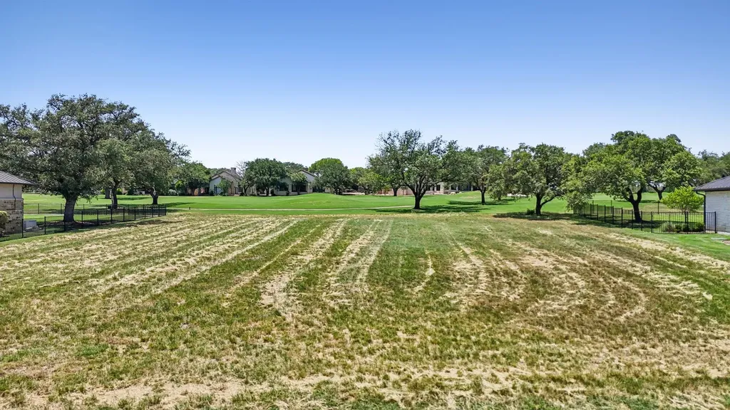 2500 Sailboat Pass Spicewood TX 78669