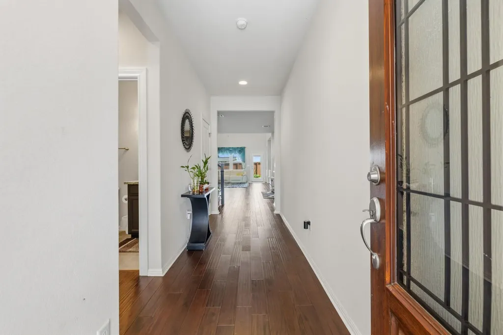 9909 Quercia Drive Austin TX 78717