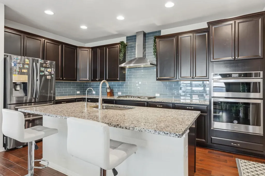 9909 Quercia Drive Austin TX 78717