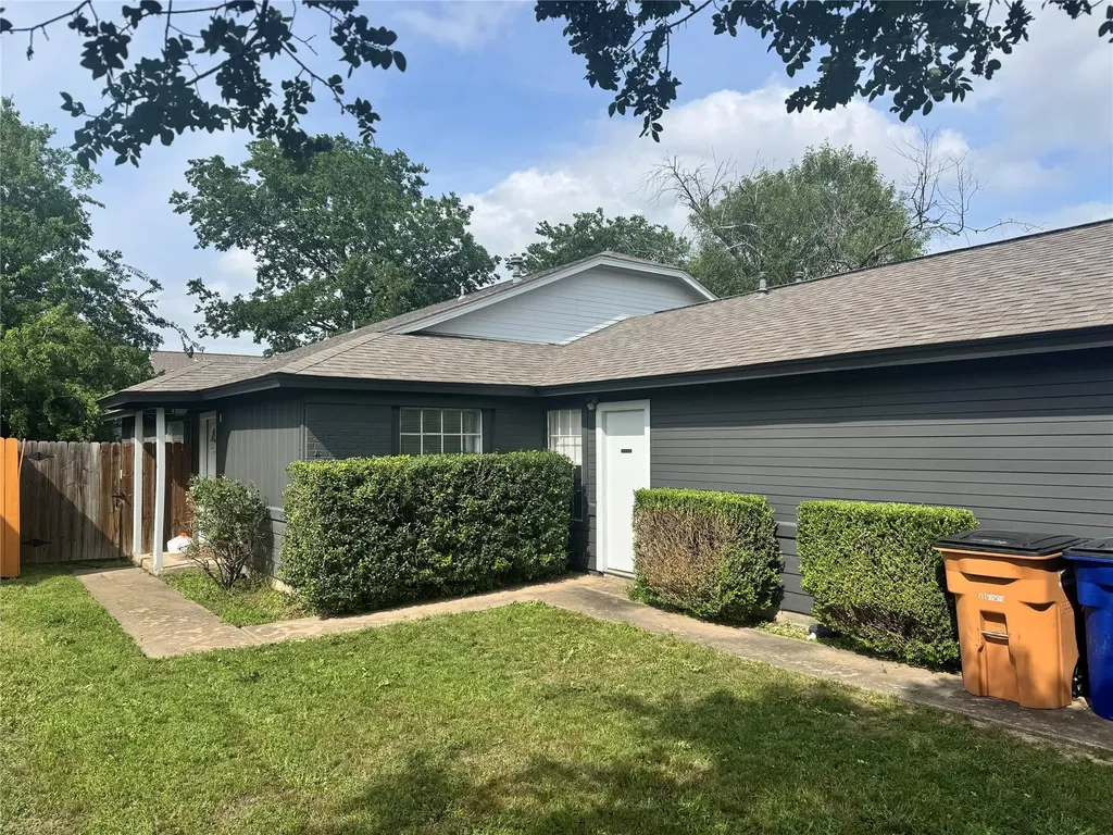 11910 Sunhillow Bend Austin TX 78758