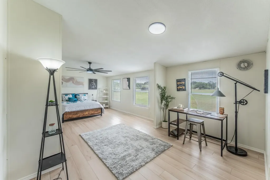 160 Indian Trail Lockhart TX 78644