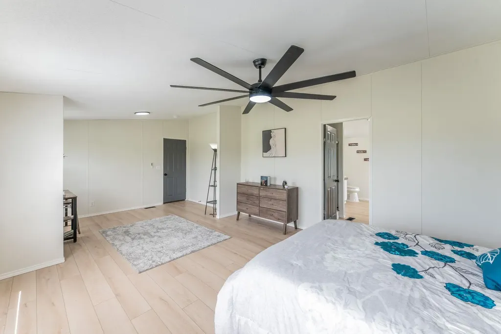 160 Indian Trail Lockhart TX 78644