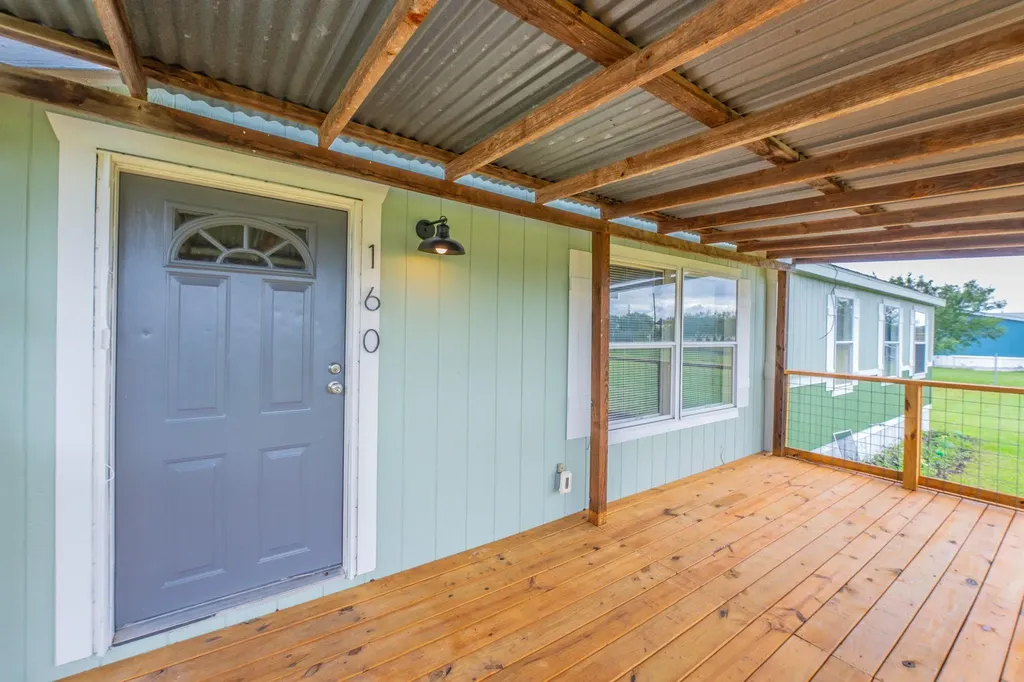 160 Indian Trail Lockhart TX 78644