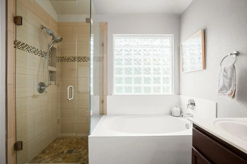2933 Fleet Drive Austin TX 78748