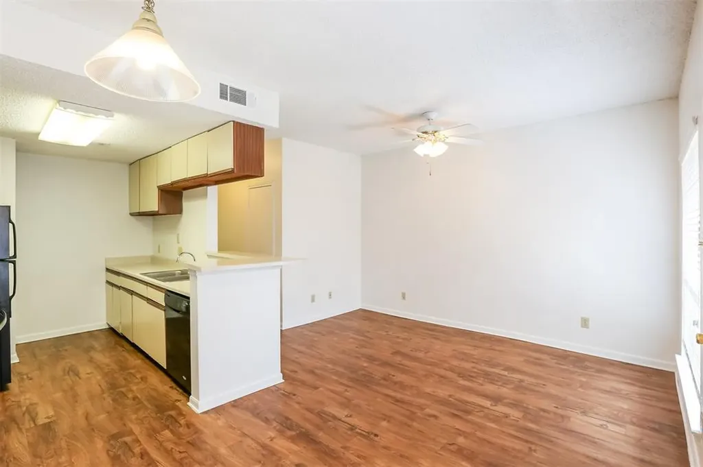 912 W 22nd Street Austin TX 78705