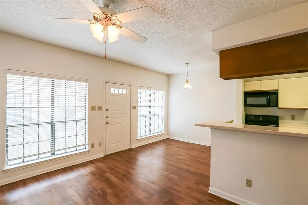 912 W 22nd Street Austin TX 78705