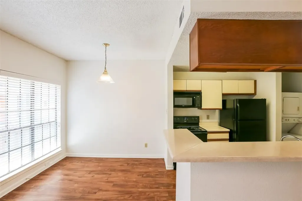 912 W 22nd Street Austin TX 78705