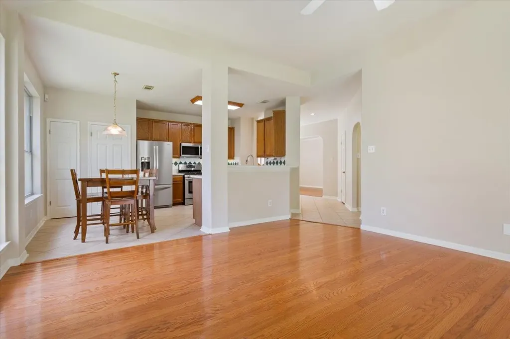 1827 Chino Valley Trail Round Rock TX 78665