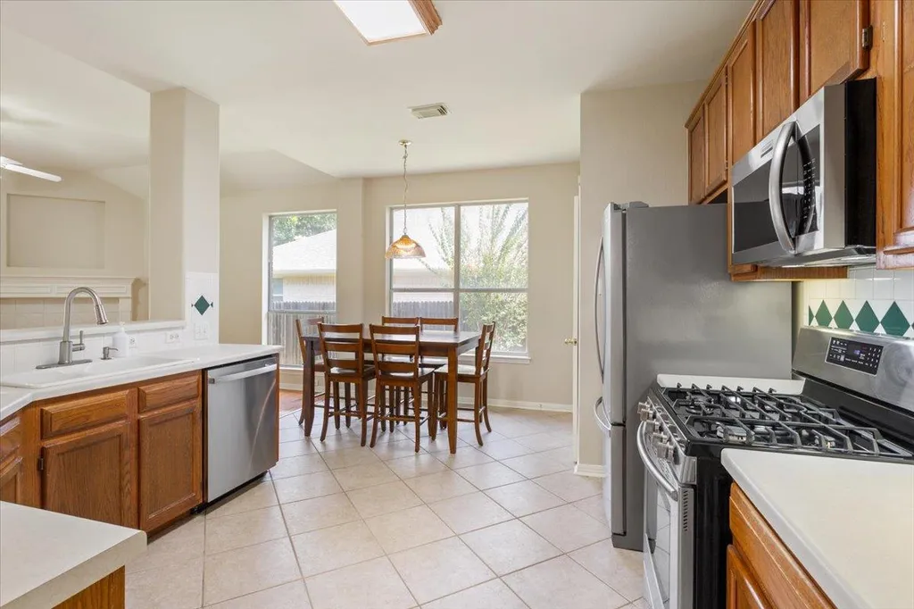 1827 Chino Valley Trail Round Rock TX 78665