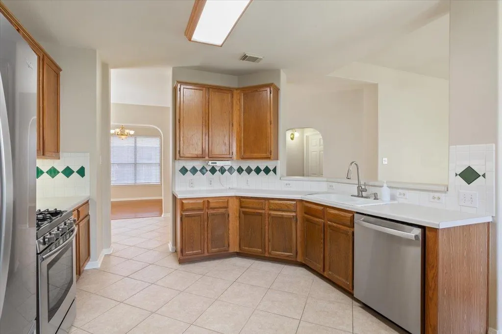 1827 Chino Valley Trail Round Rock TX 78665