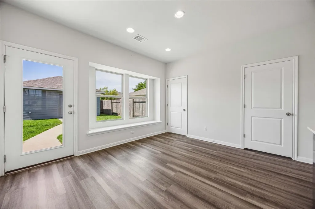 2832 Hopi Path Leander TX 78641