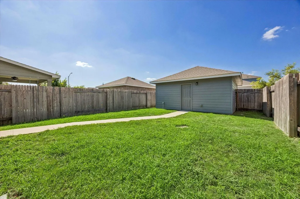 2832 Hopi Path Leander TX 78641