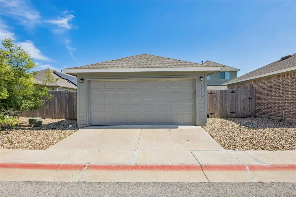 2832 Hopi Path Leander TX 78641