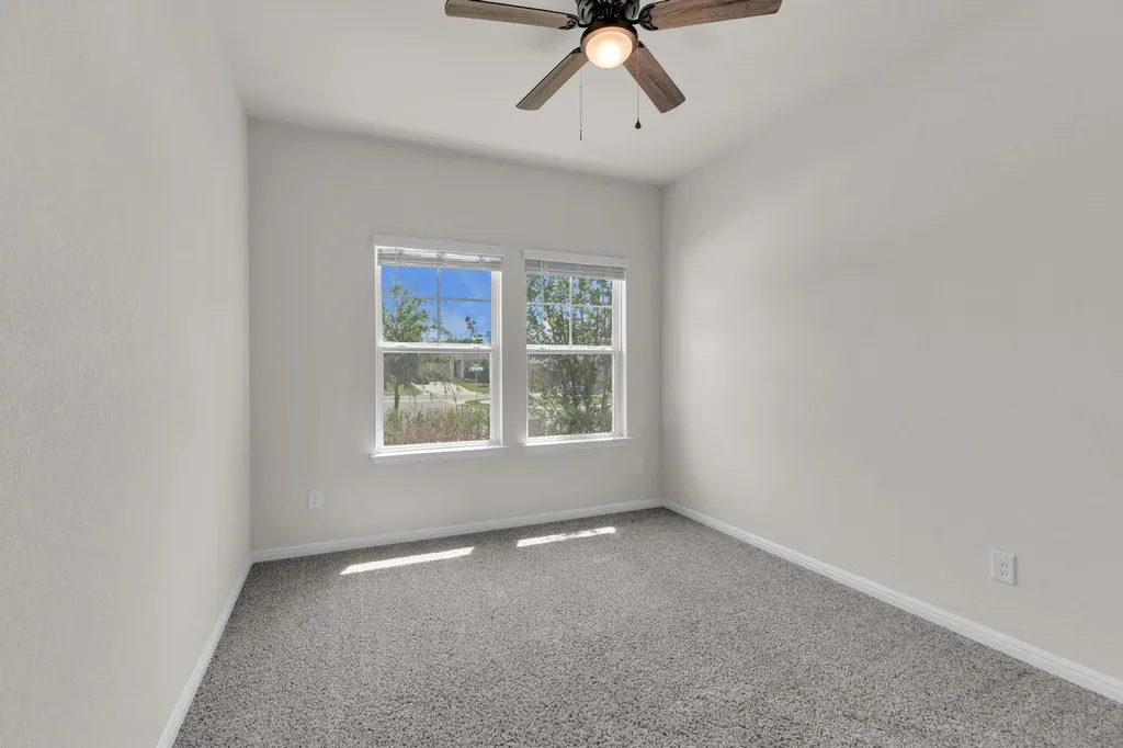 104 Javans Nest Cedar Creek TX 78612