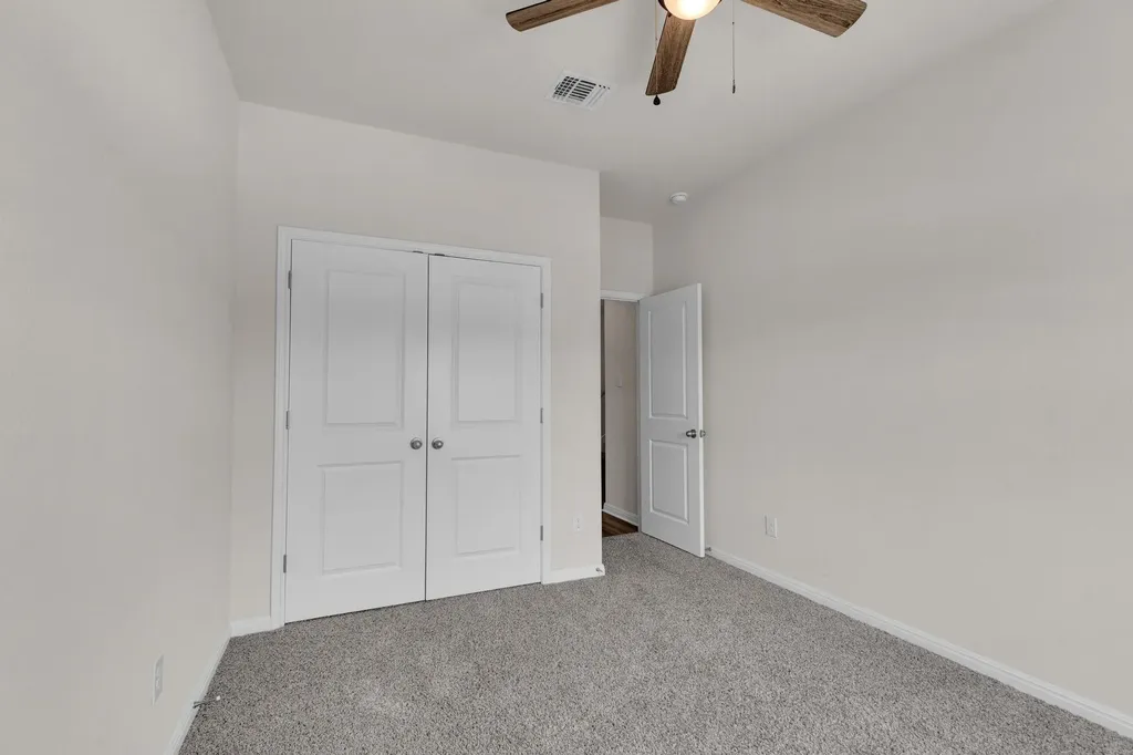 104 Javans Nest Cedar Creek TX 78612
