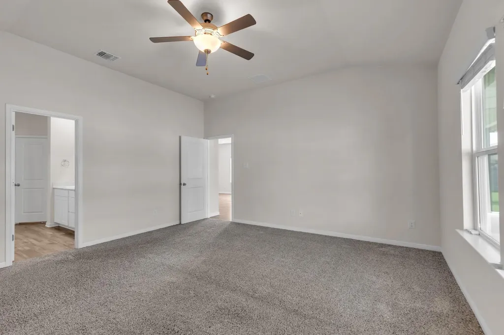 104 Javans Nest Cedar Creek TX 78612