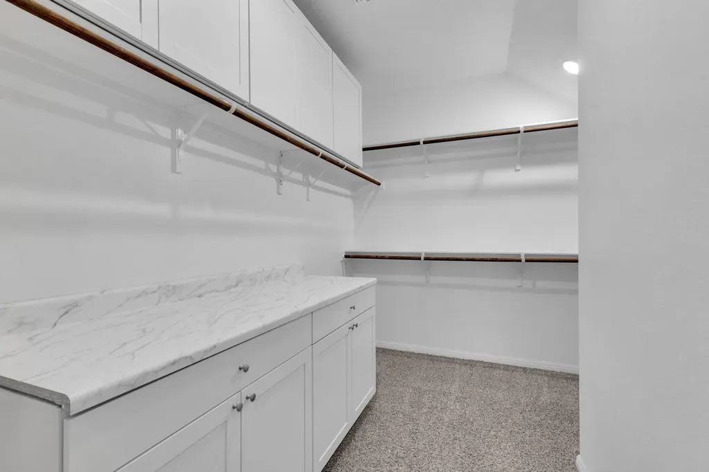 104 Javans Nest Cedar Creek TX 78612