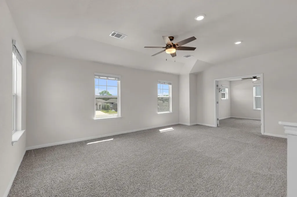 104 Javans Nest Cedar Creek TX 78612