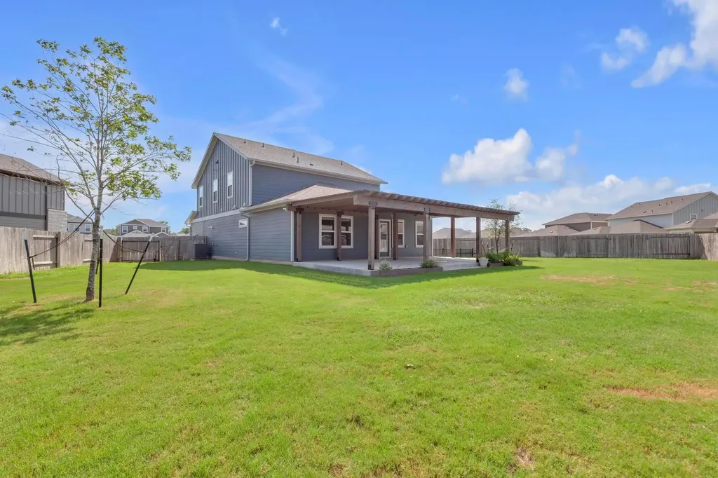 104 Javans Nest Cedar Creek TX 78612