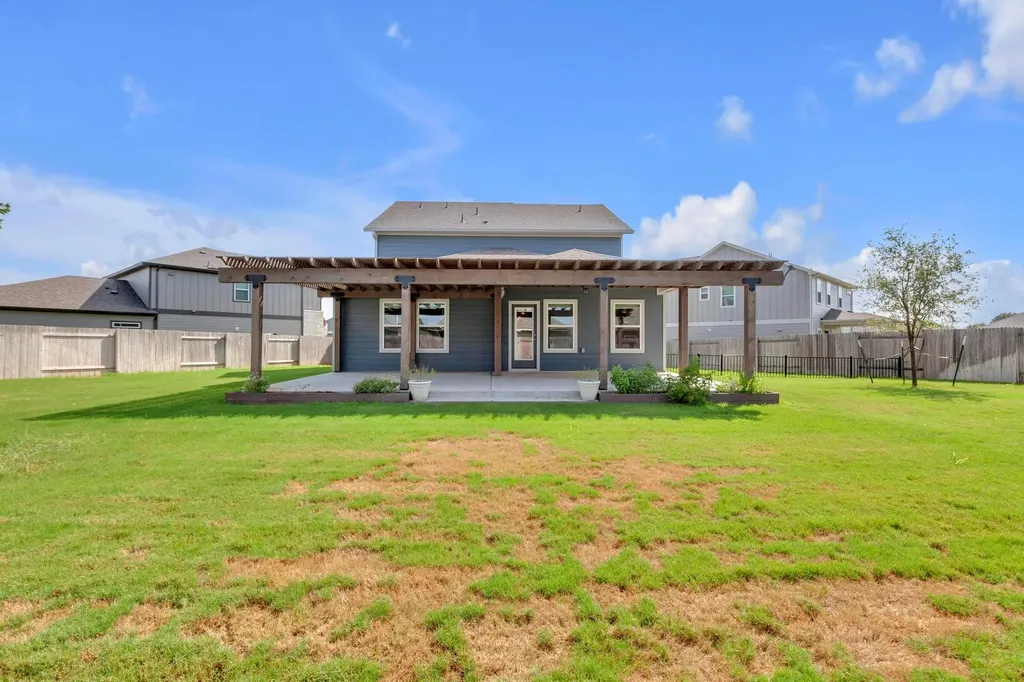 104 Javans Nest Cedar Creek TX 78612
