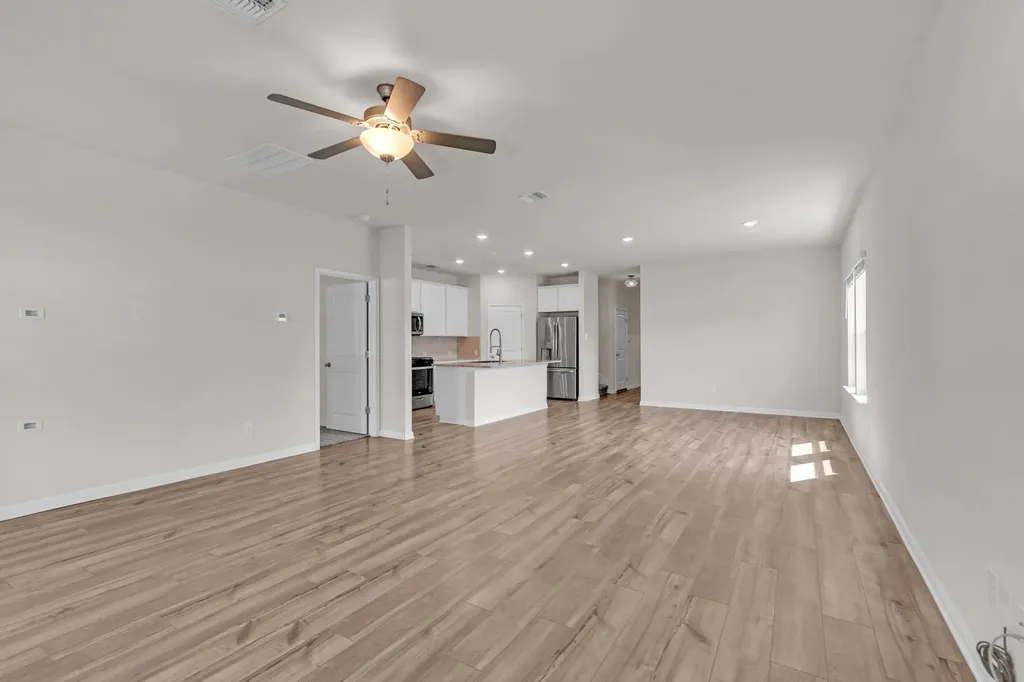 104 Javans Nest Cedar Creek TX 78612