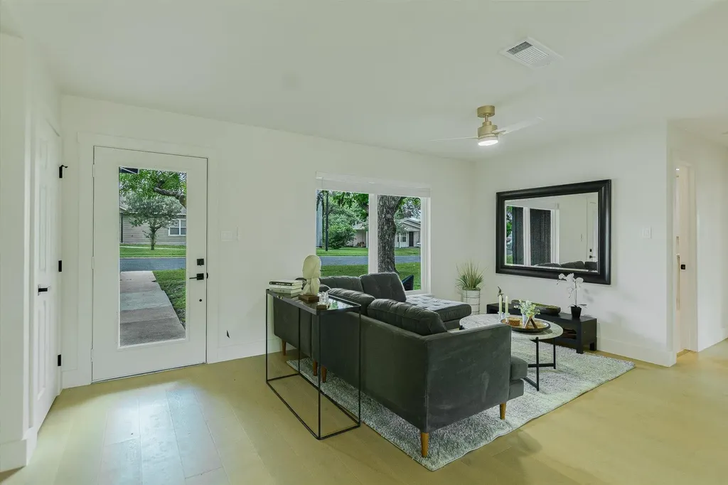 4505 Kitty Avenue Austin TX 78721