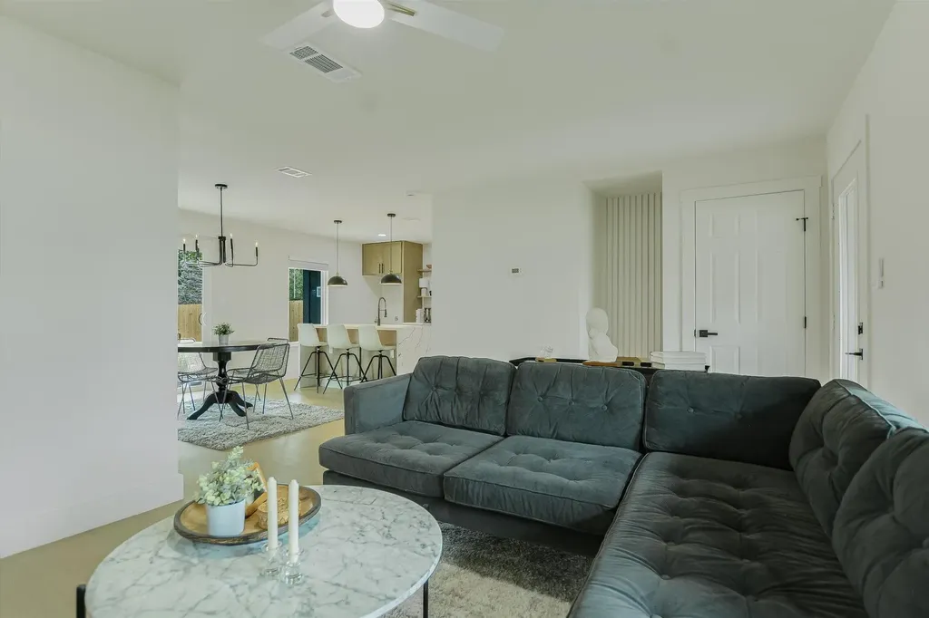 4505 Kitty Avenue Austin TX 78721