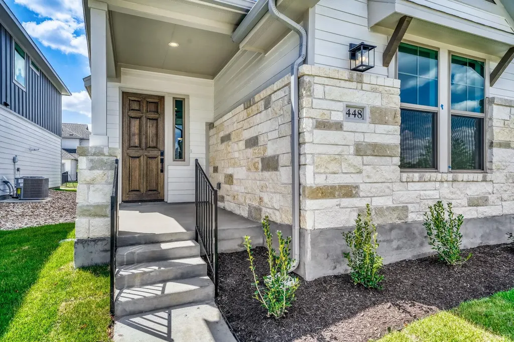 448 Burlington Drive Buda TX 78610