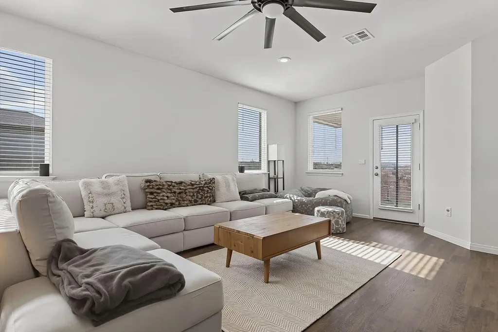 501 Emerald Cove Georgetown TX 78626