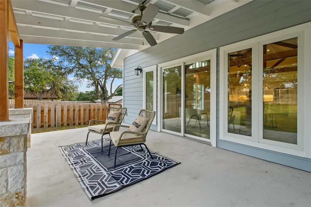 1312 Greenlawn Parkway Blanco TX 78606