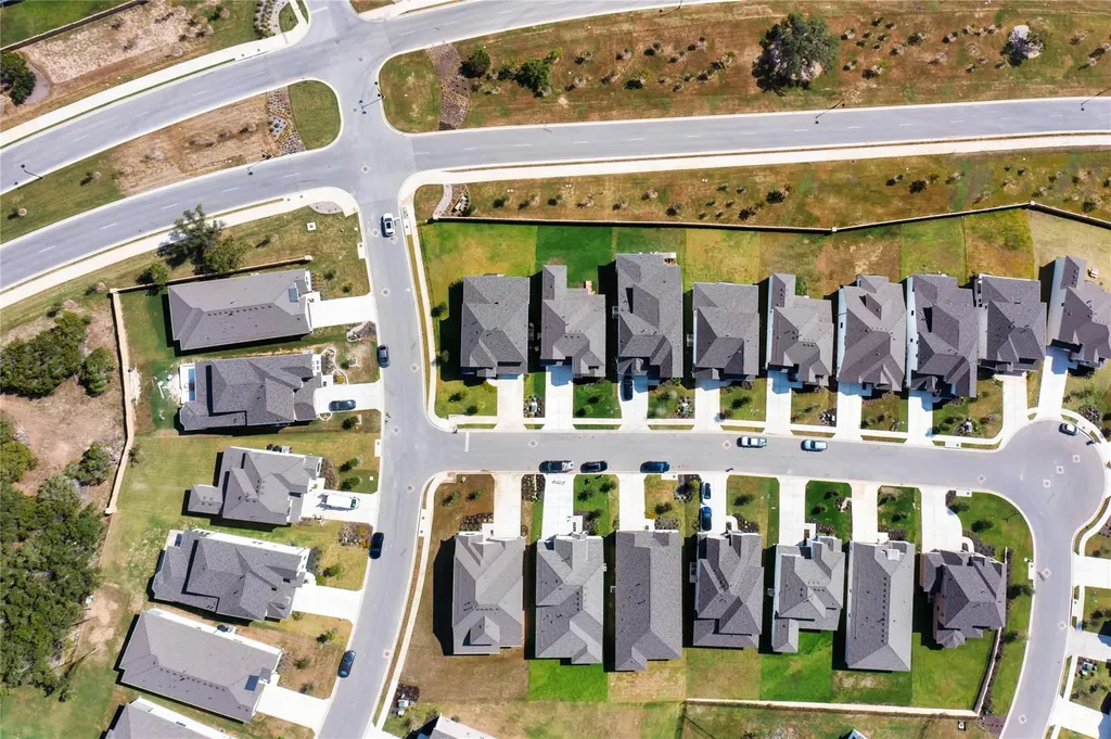2029 Varese Path Leander TX 78641