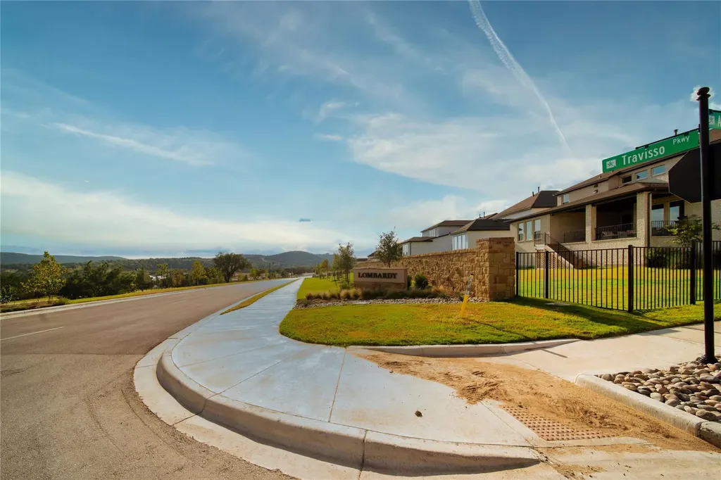 2029 Varese Path Leander TX 78641