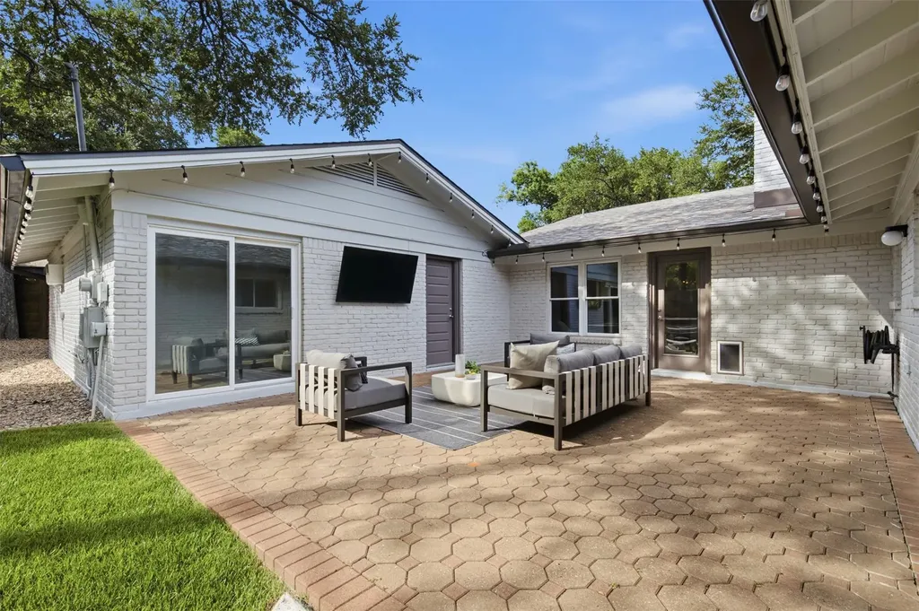 4107 Circletree Loop Austin TX 78731