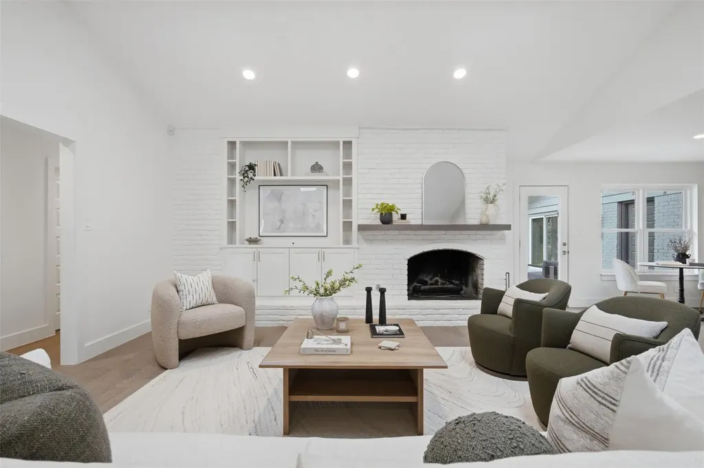 4107 Circletree Loop Austin TX 78731