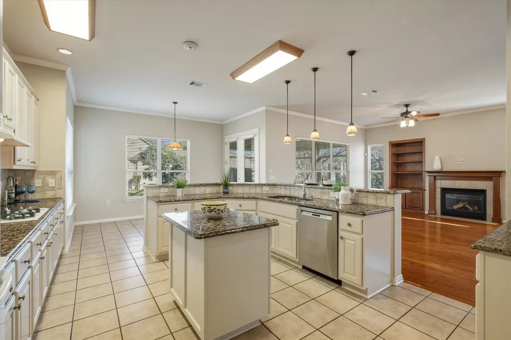 114 Whippoorwill Way Georgetown TX 78633