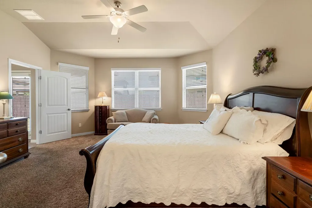 140 Brockston Drive Buda TX 78610