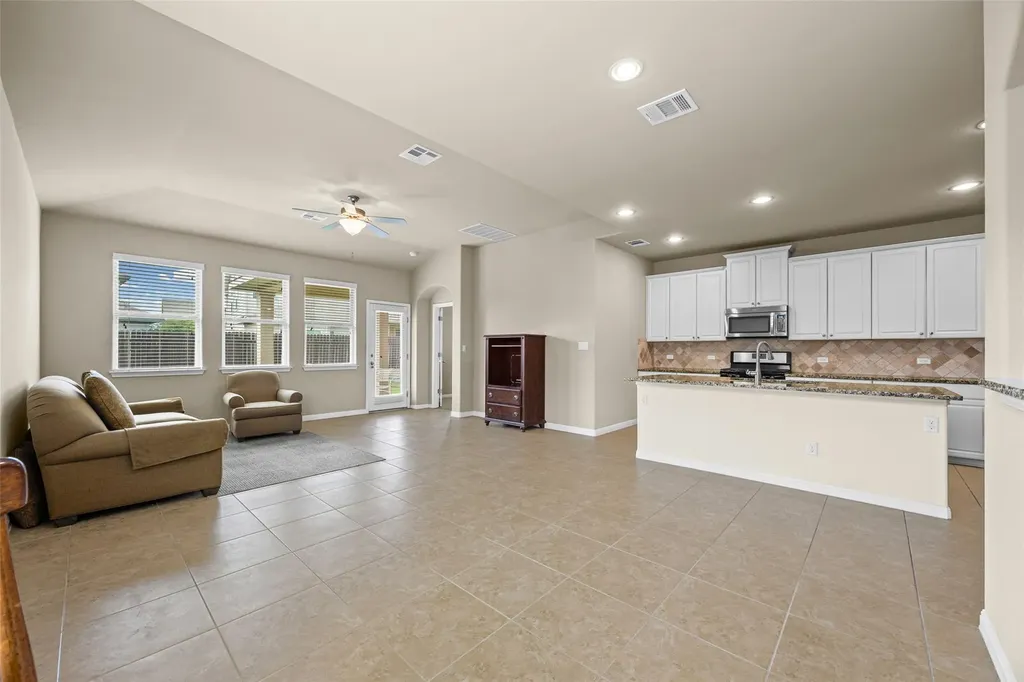 140 Brockston Drive Buda TX 78610