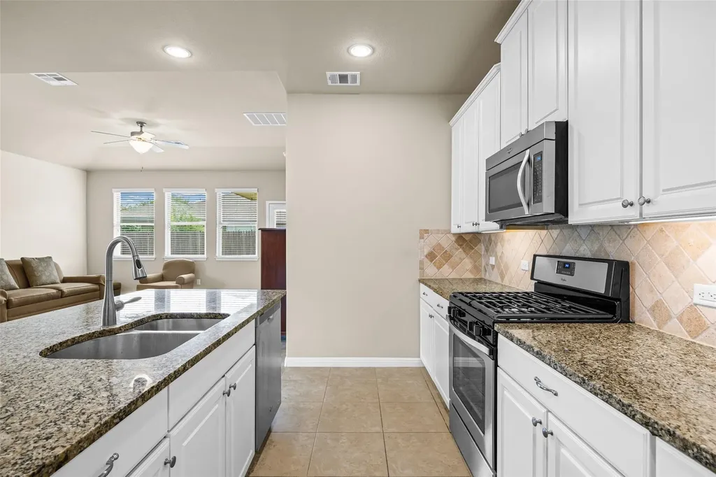 140 Brockston Drive Buda TX 78610