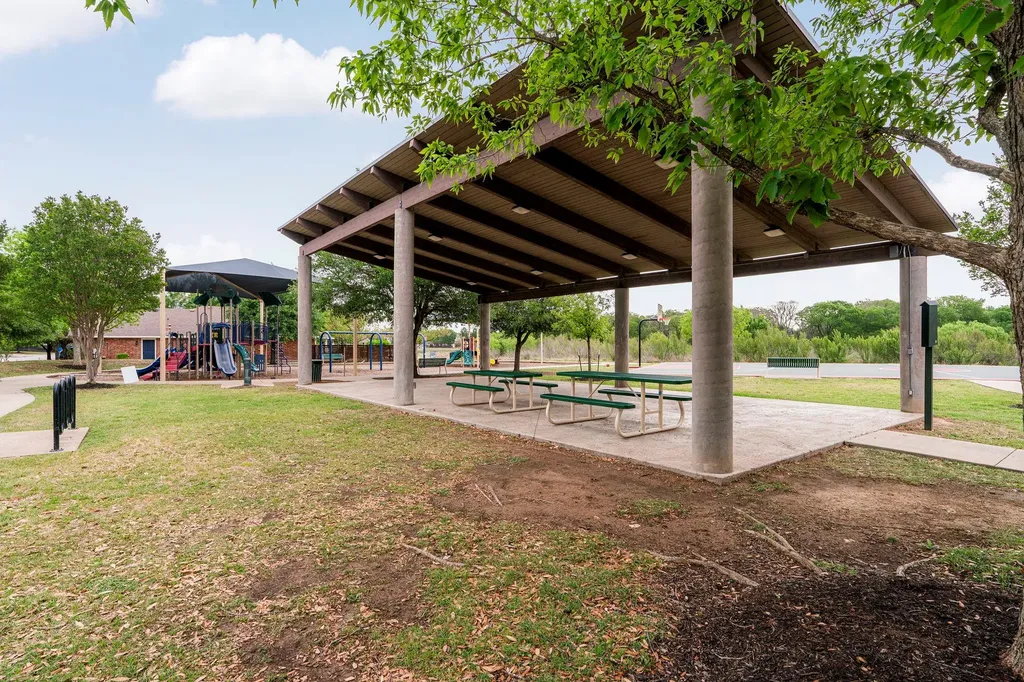 140 Brockston Drive Buda TX 78610