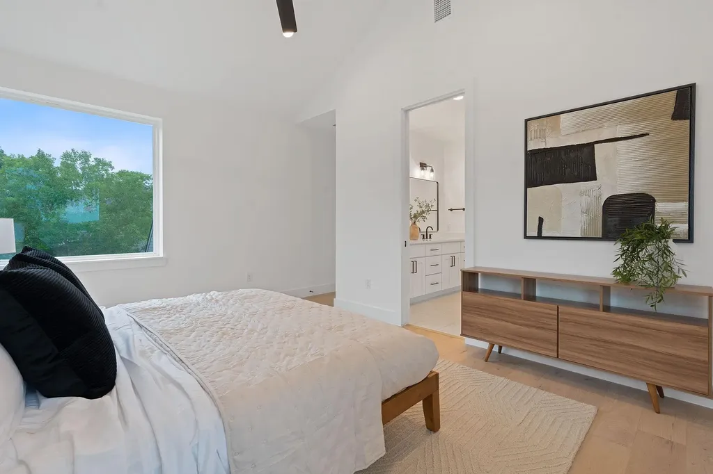 3412 Blumie Street Austin TX 78745