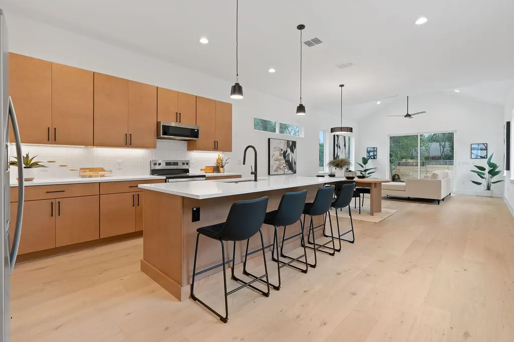 3412 Blumie Street Austin TX 78745
