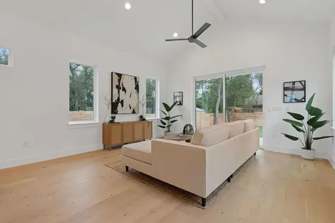 3412 Blumie Street Austin TX 78745