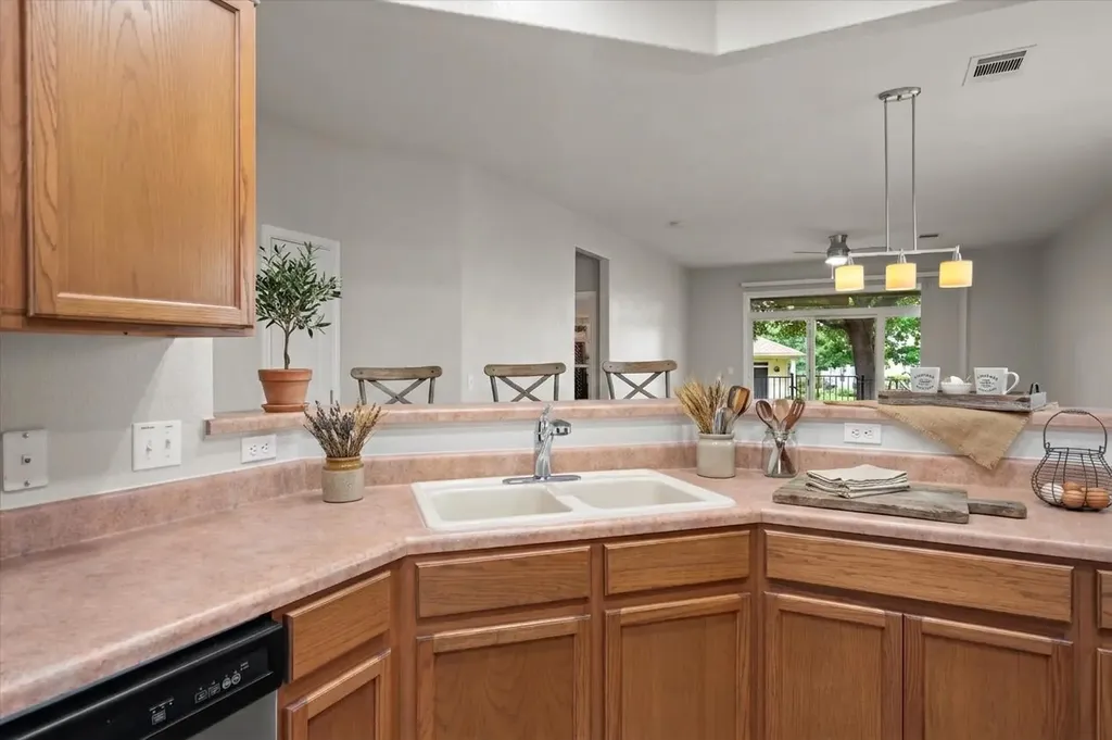 330 Portsmouth Drive Georgetown TX 78633