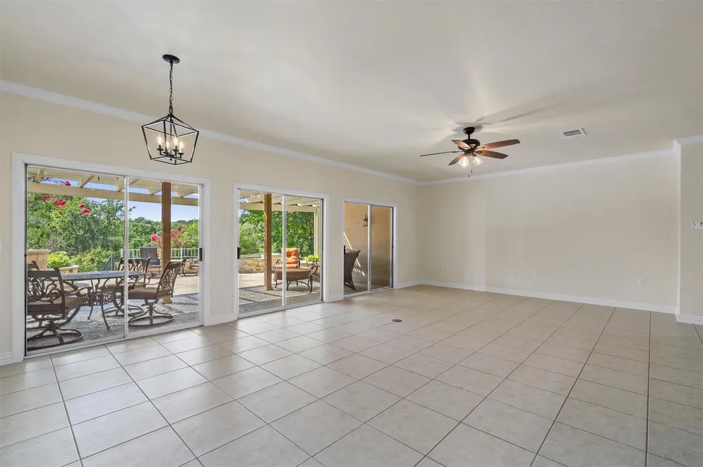 300 Pipe Creek Lane Georgetown TX 78633