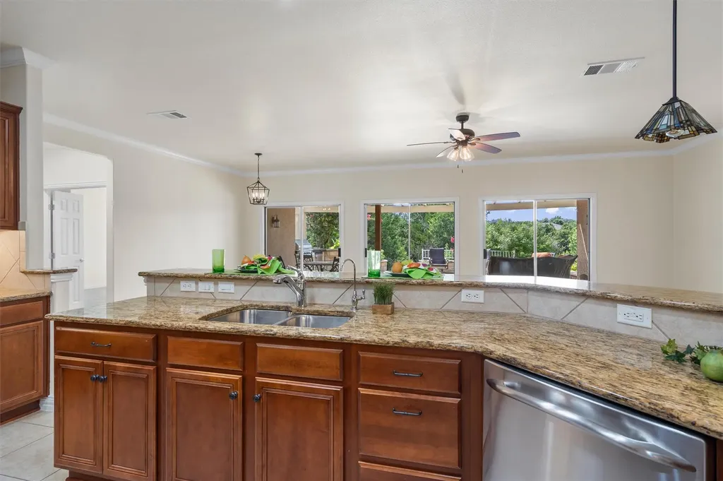 300 Pipe Creek Lane Georgetown TX 78633