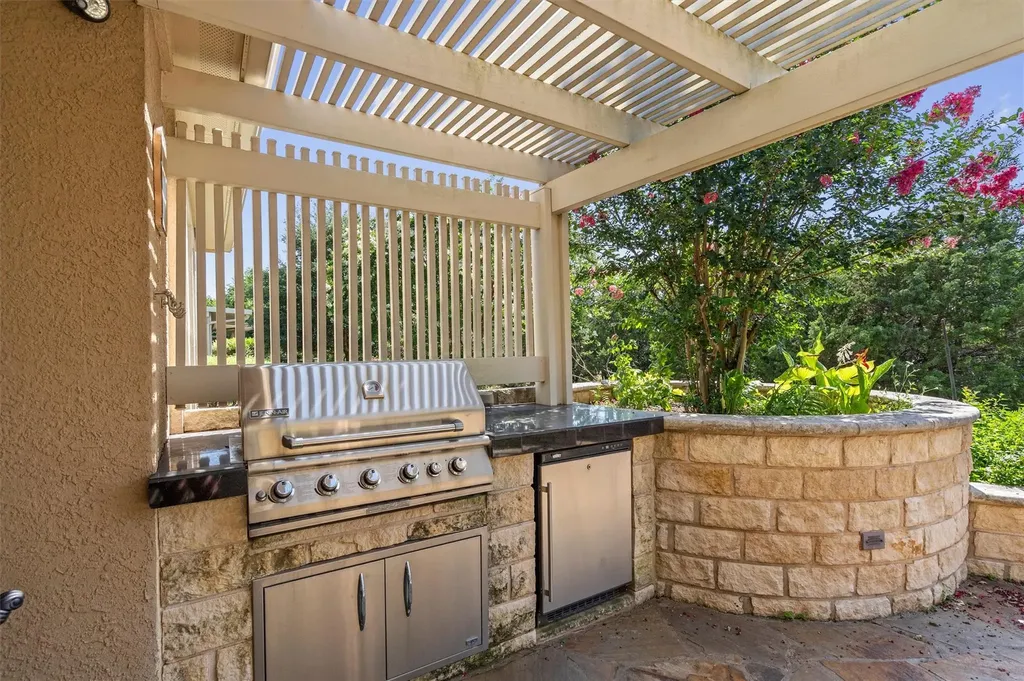 300 Pipe Creek Lane Georgetown TX 78633