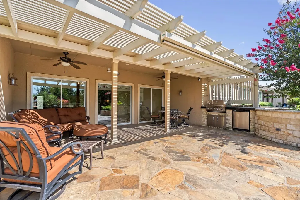 300 Pipe Creek Lane Georgetown TX 78633